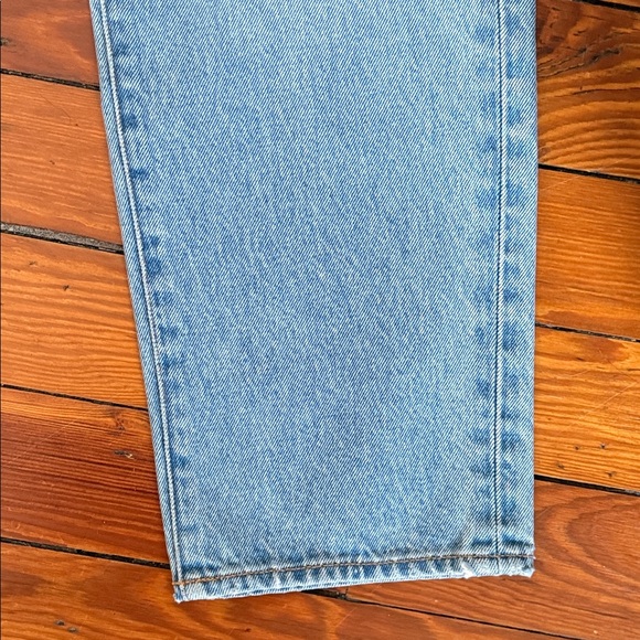 Abercrombie & Fitch Men's Loose Jeans - Picture 5 of 9